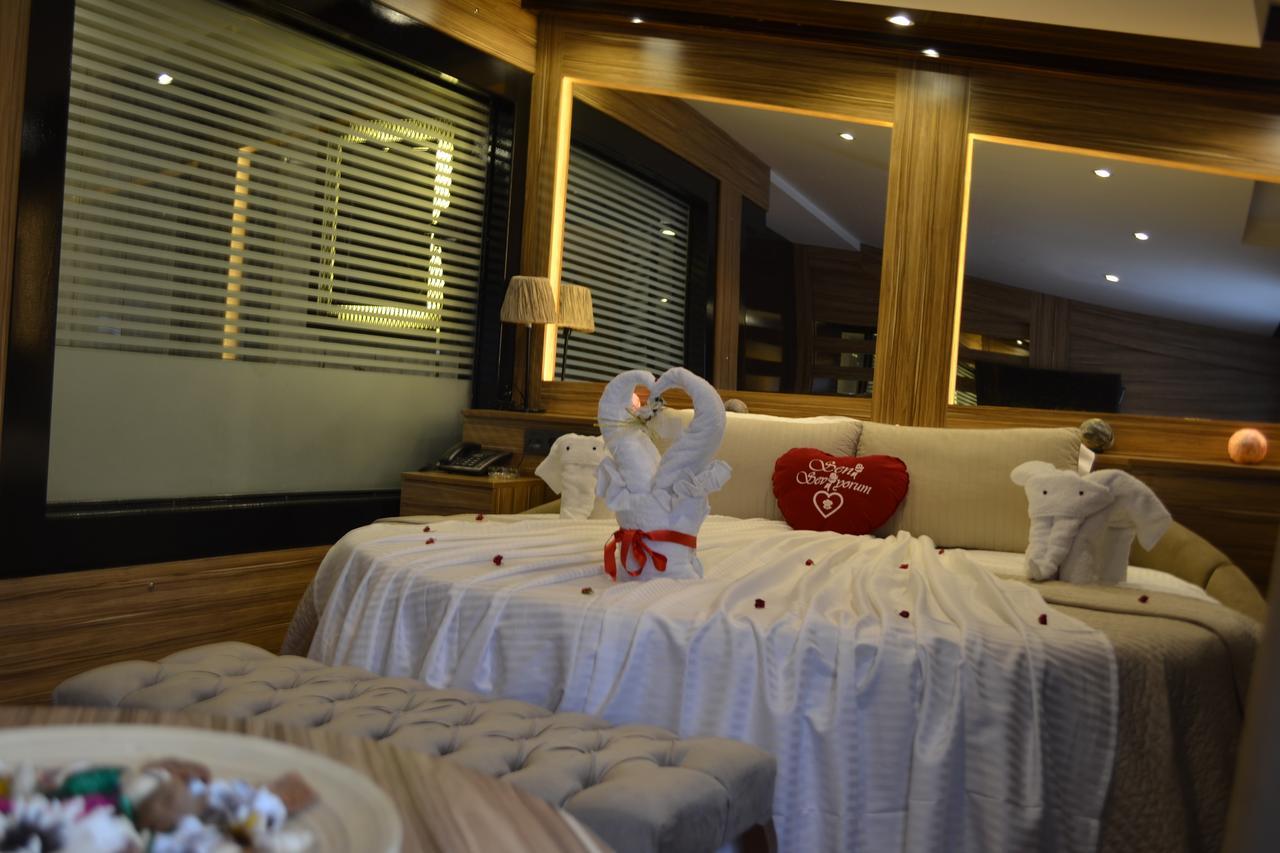 Gumus Palace Suites Istanbul Exterior foto